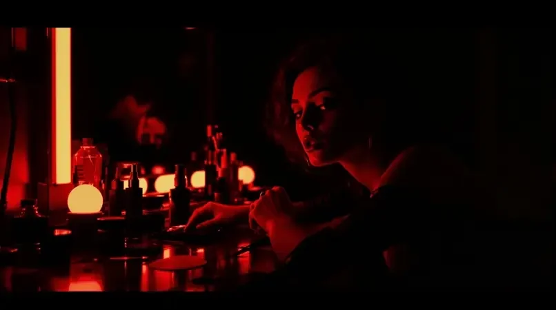 千万粉美妆博主自创品牌"三无"被锤 - 今日吃瓜大赛娱乐爆料配图